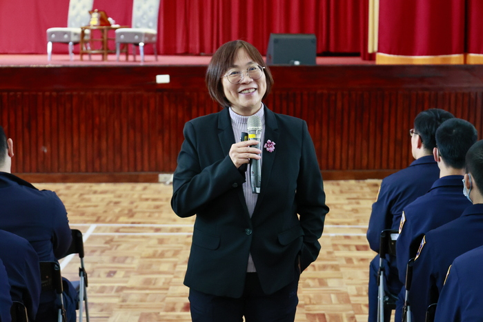 本校114年12月29日訓育活動專題演講，由王如玄律師擔任講座圖片