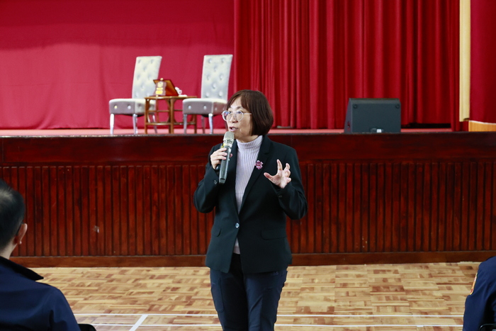 本校114年12月29日訓育活動專題演講，由王如玄律師擔任講座圖片