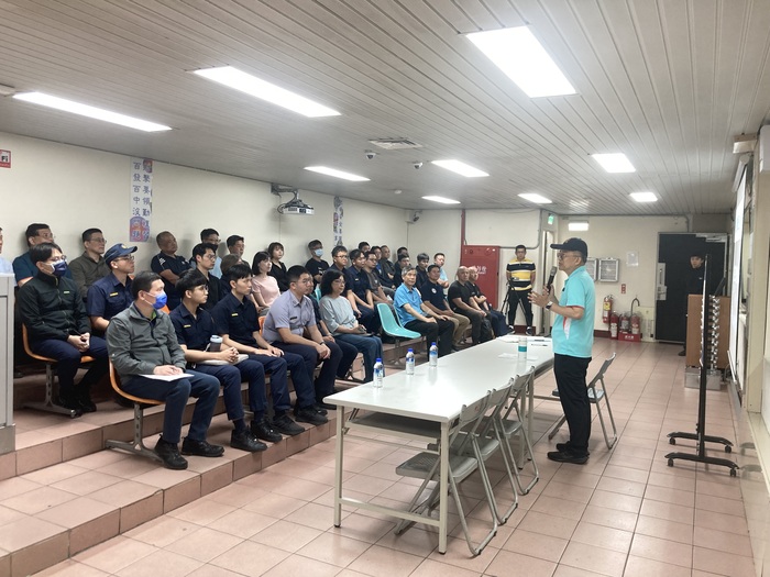 臺灣警察專科學校射擊課程教官暨助教「強化射擊安全操作講習」圖片