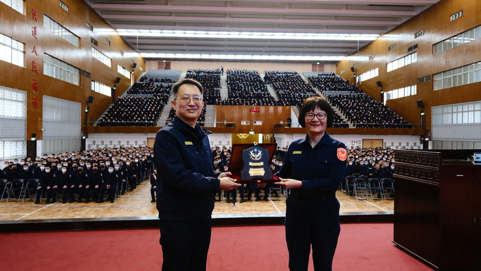 本校於114年12月08日辦理專題演講，由蕭惠珠分局長擔任講座。圖片