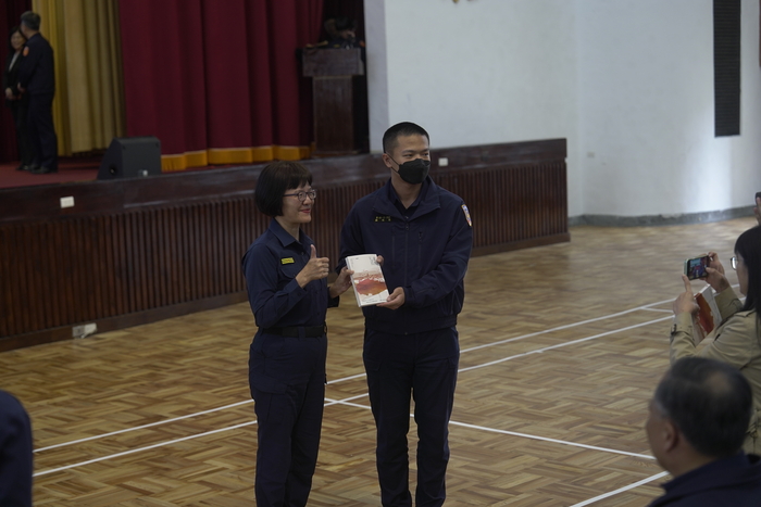 本校於114年12月08日辦理專題演講，由蕭惠珠分局長擔任講座。圖片